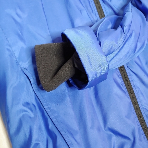 Nike Vintage Blue Black Down Filled Bomber Light Puffer Jacket M 8‎ 10 Sample 06 - Picture 6 of 10